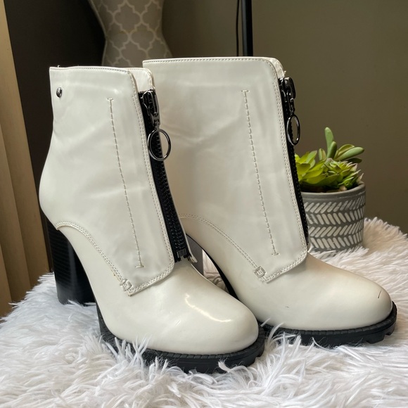 Simply Vera Vera Wang Grouse Women's High Heel Ankle Boots 🤍 - Picture 3 of 12